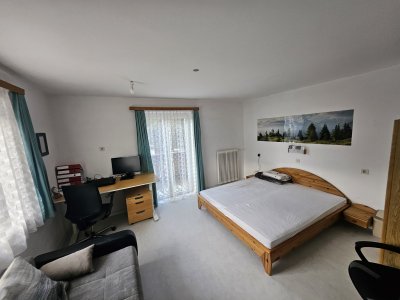 Sonniges WG-Zimmer 22 m² mit Balkon in Debant bei Lienz zu vermieten.