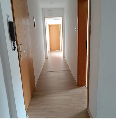 Großzügige 2,5-Zimmer-Wohnung (86 qm) – stadtnah mit guter Infrastruktur