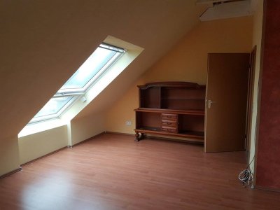Schön geschnittene familiengerechte 4 Zimmer Wohnung im Herzen von Burscheid