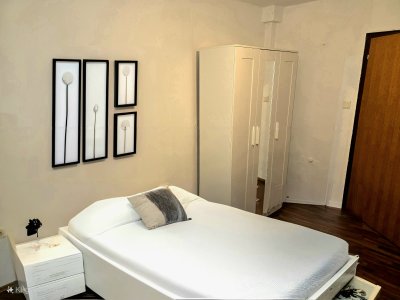 Schöne 5 Zimmer Wg mit EBK WLAN Schlossblick