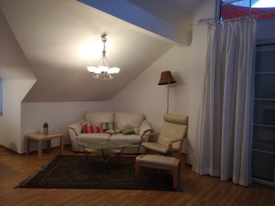 Großzügige 2,5 Zimmer Studiowohnung mit Balkon