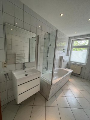 Schöne 2-Raum-Wohnung in Zwickau inkl. Küche und PKW-Stellplatz