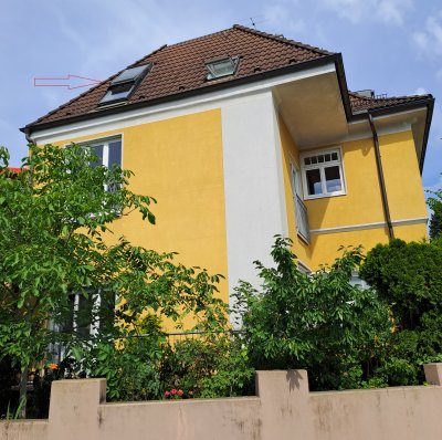 Erlenstegen komplett möbellierte 2,5 Zi Wohnung mit Terrasse und Wachkeller
