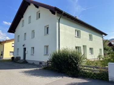 Mehrfamilienhaus in Arrach im Bayerischen Wald - Teilungsversteigerung
