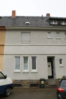 Reihenmittelhaus sucht Liebhaber mit handwerklichem Geschick in beliebter Lage von Duisburg Wedau
