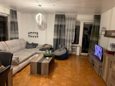 Helle geräumige 4 Zimmerwohnung