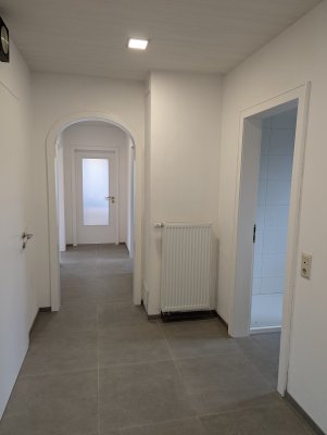 Helle 122 m² Wohnung mit Balkon und Garage in Reichshof-Lepperhof
