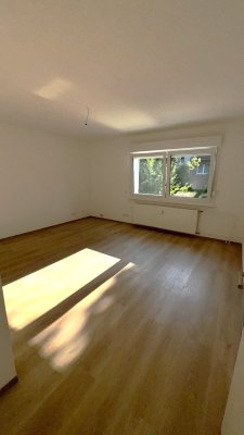 Frisch sanierte 4-Zimmer-Wohnung in Dortmund-Neuasseln - ab sofort bezugsfrei