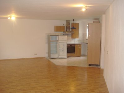 Wohnung mit 3,5 Zimmern Hochparterre in Weissach im Tal