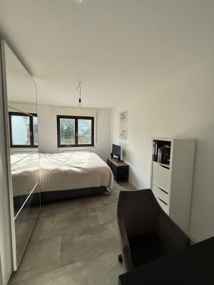 Studenten Traum - Zimmer frei in KIT-Nähe 14qm