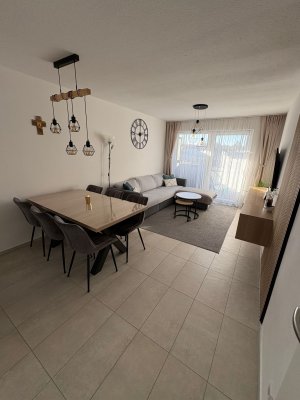 Neubauwohnung mit Stil – 3 Zimmer, Westbalkon & Top-Ausstattung in Schwaig