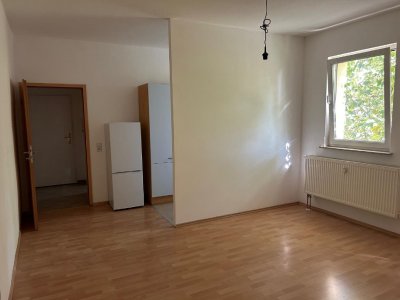 1 Zimmerwohnung ( 06114 HALLE, Reileck) ab sofort zu vermieten