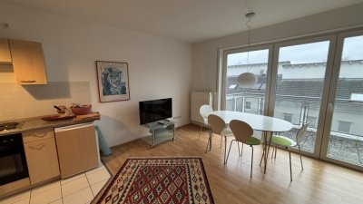 Parklage am Schwanenteich – Stilvolle 2 Zimmer Wohnung mit großem Balkon und Tiefgaragenstellplatz - Verkauf von privat (ohne Möblierung)