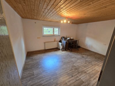 Souterrain Wohnung in Herzen Brombachs