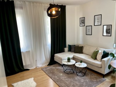 Moderne, voll möblierte Wohnung in zentraler Lage - St. Johannis