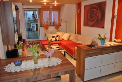 2 Zimmer-Wohnung - Balkon