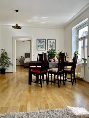 Lichtdurchflutet 2 Zimm. Whng ab 10.08.2025 Münchner Freiheit-Englischen Garten mit Balkon