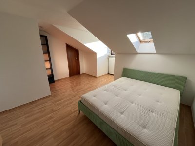 Völlmöblierte, helle 2-Zimmerwohnung in München Waldtrudering