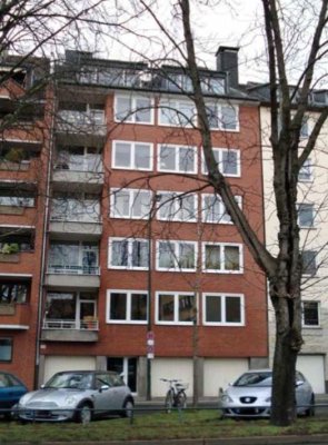 Helle 4-Zimmer Wohnung in Düsseldorf Pempelfort zu vermieten