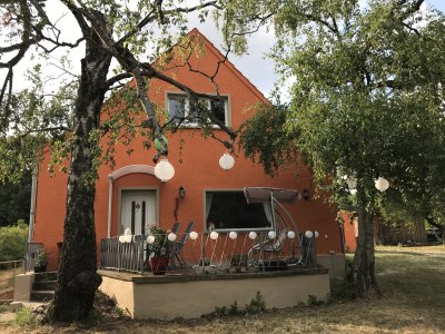 Einfamilienhaus auf Pferderanch nahe Berlin mit Pferdeplatz für Stute