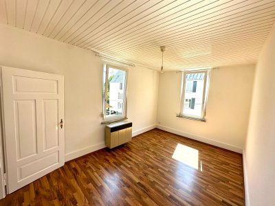 Wohnen in 2 Zimmer Wohnung nahe am Neckarufer