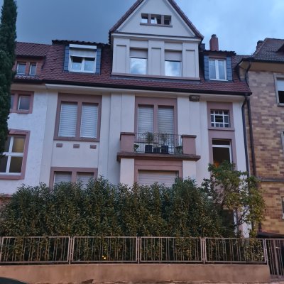 Eine schöne 6 Zimmerwohnung in Ludwigshafen Mundenheim