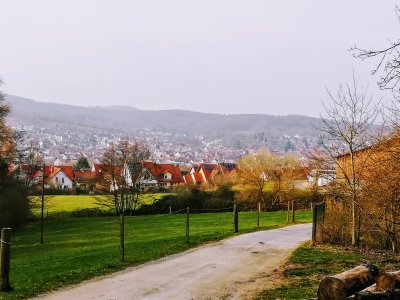 Helle, gemütliche 3 ZKB mit Balkon in ruhiger Lage