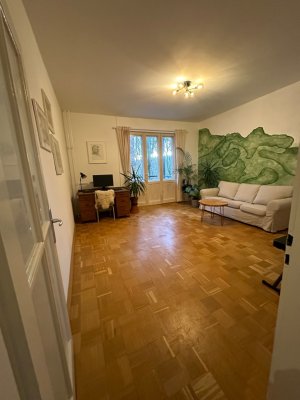 Helle, möblierte 2 Zimmer Wohnung in Friedrichshain (Samariterkiez)