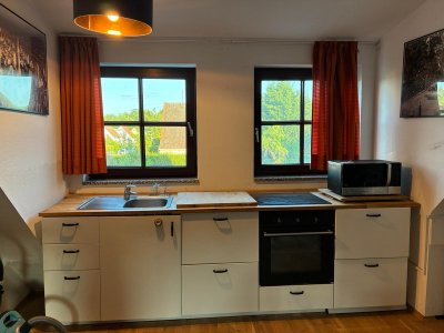 Möbliertes 1,5 Zimmer-Apartment, mit groß. Garten, 6-18 Monate