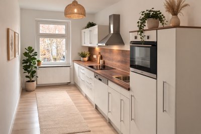 Moderne 2-Zimmer-Wohnung in zentraler Lage mit Garten und Keller– kernsaniert und lichtdurchflutet