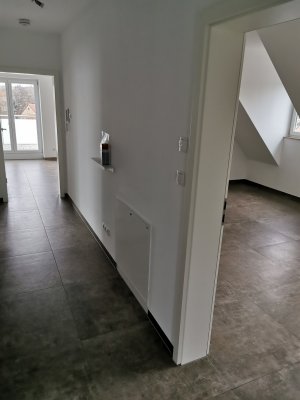 Moderne 2 Zimmer DG-Wohnung in Rimpar