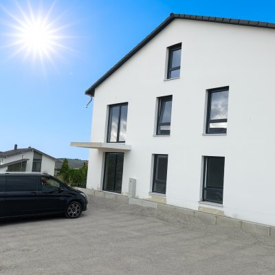 Moderner Wohntraum im Obergeschoss mit Balkon – Erstbezug in Neunburg v. Wald, Söltlstraße
