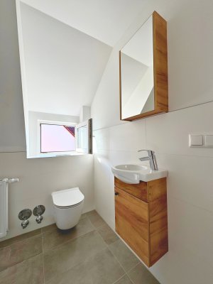 frisch renovierte, helle und charmante 3-Zimmer-Maisonettewohnun