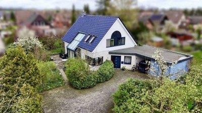 Lichtdurchflutetes und großzügiges Architektenhaus auf ruhigem Grundstück in Burgwedel - Wettmar