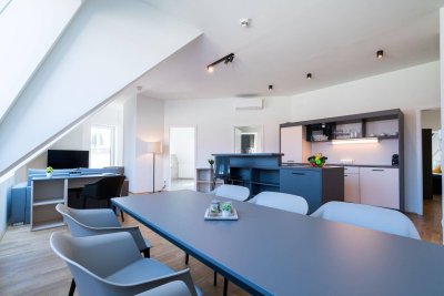 Traumhafte DG-Wohnung mit Terrasse