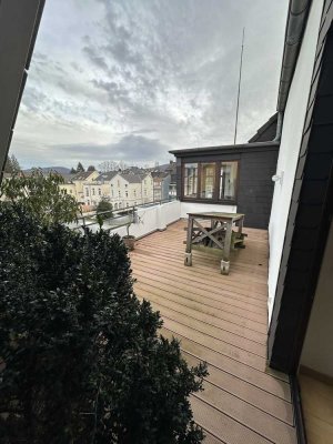 Exklusive 4-Zimmer Maisonette-Wohnung mit zwei Dachterrassen