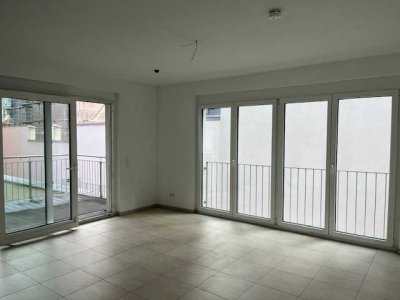 Neuwertige 2-Zimmerwohnung mit Balkon