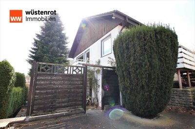 Provisionsfrei: Einfamilienhaus mit vielfältigen Nutzungsmöglichkeiten und herrlichem Weitblick