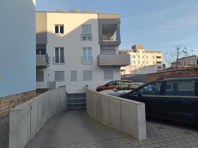 Großzügige 3-Zimmer Wohnung mit gehobener Ausstattung in zentraler Lage Neustadts