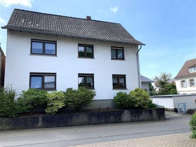 4-5 Zimmerwohnung mit ausbaubarem Dachgeschoss zu verkaufen