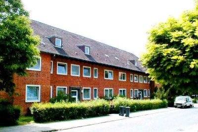 Reinkommen und Wohlfühlen: individuelle 2-Zimmer-Wohnung, frisch saniert