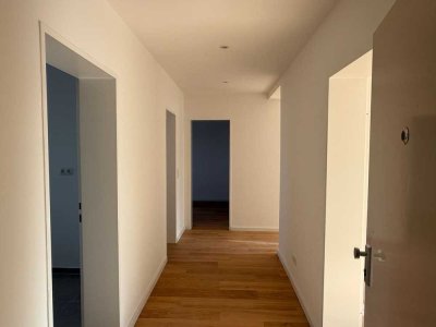 4-Zimmer-Wohnung mit großzügigem Balkon und inkl. Keller in Hamburg-Eißendorf