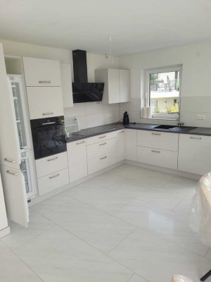 Schöne Zimmer Neubau (WG)