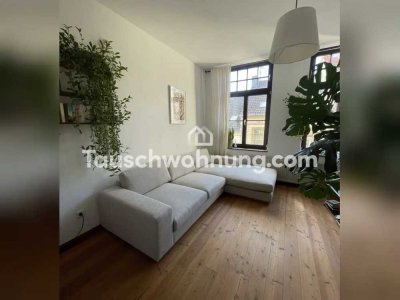 Tauschwohnung: 2,5-Zimmer-Altbauwohnung mit Terrasse