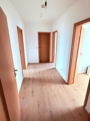 2,5-Zimmer Dachgeschosswohnung in Herne Unser-Fritz/Crange