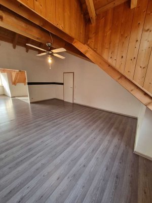 Dachgeschosswohnung ca. 85qm