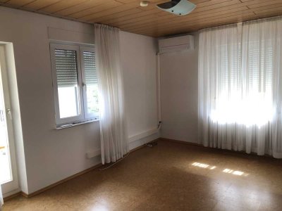 Hochwertige 4-Zimmer-Wohnung im 1. OG eines 3-Familienhauses  in Rastatt zu vermieten