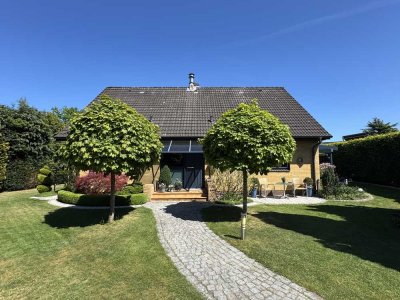 Viel Platz zum Wohlfühlen – Gepflegtes Haus mit Garten und überdachter Terrasse