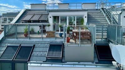 PROVISIONSFREI! Traumhafte Maisonette-Dachgeschosswohnung mit 3 Schlafzimmern und Terrasse mit Prater- und Stephansdomblick – Vollklimatisiert! Top Lage - U1/U2!