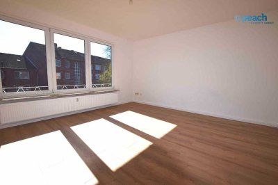 +++ Wohnungsrenovierung abgeschlossen! Gemütliche 3-Raumwohung mit Balkon und Wanne +++